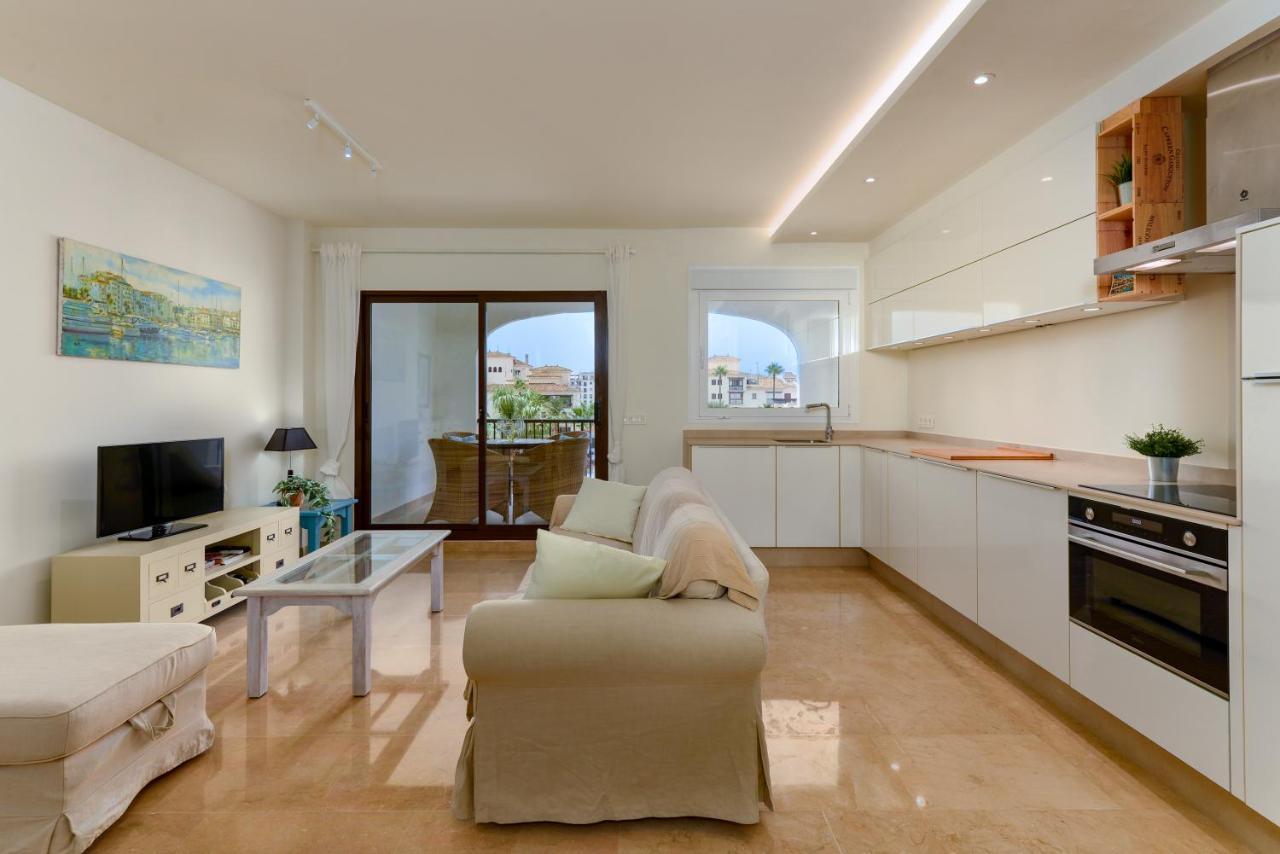 Duquesa Port Retreat Apartment มานิลบา ภายนอก รูปภาพ
