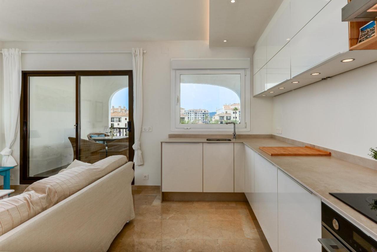 Duquesa Port Retreat Apartment มานิลบา ภายนอก รูปภาพ