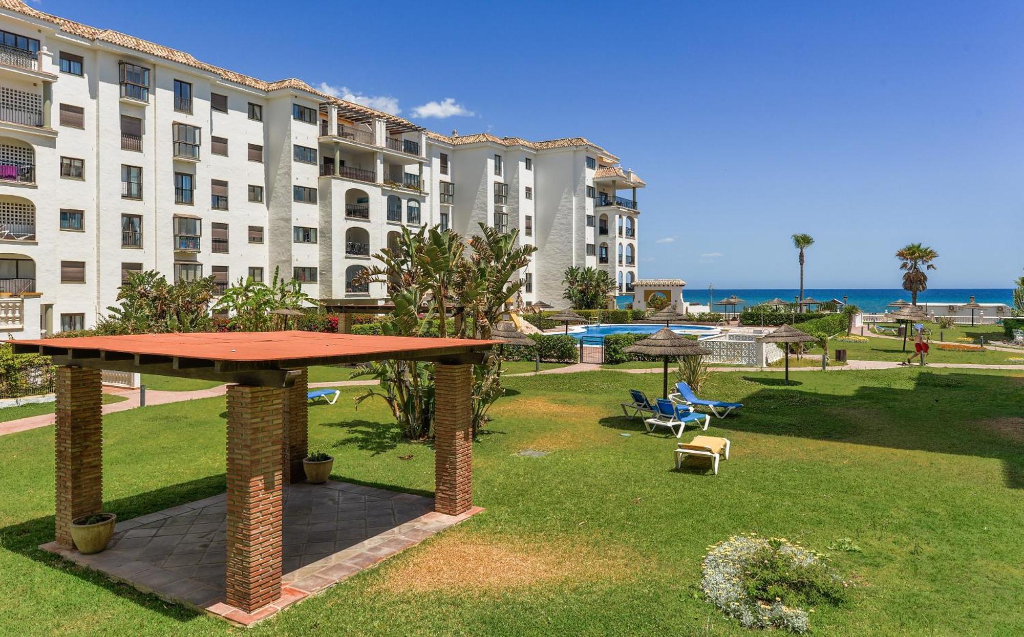Duquesa Port Retreat Apartment มานิลบา ภายนอก รูปภาพ