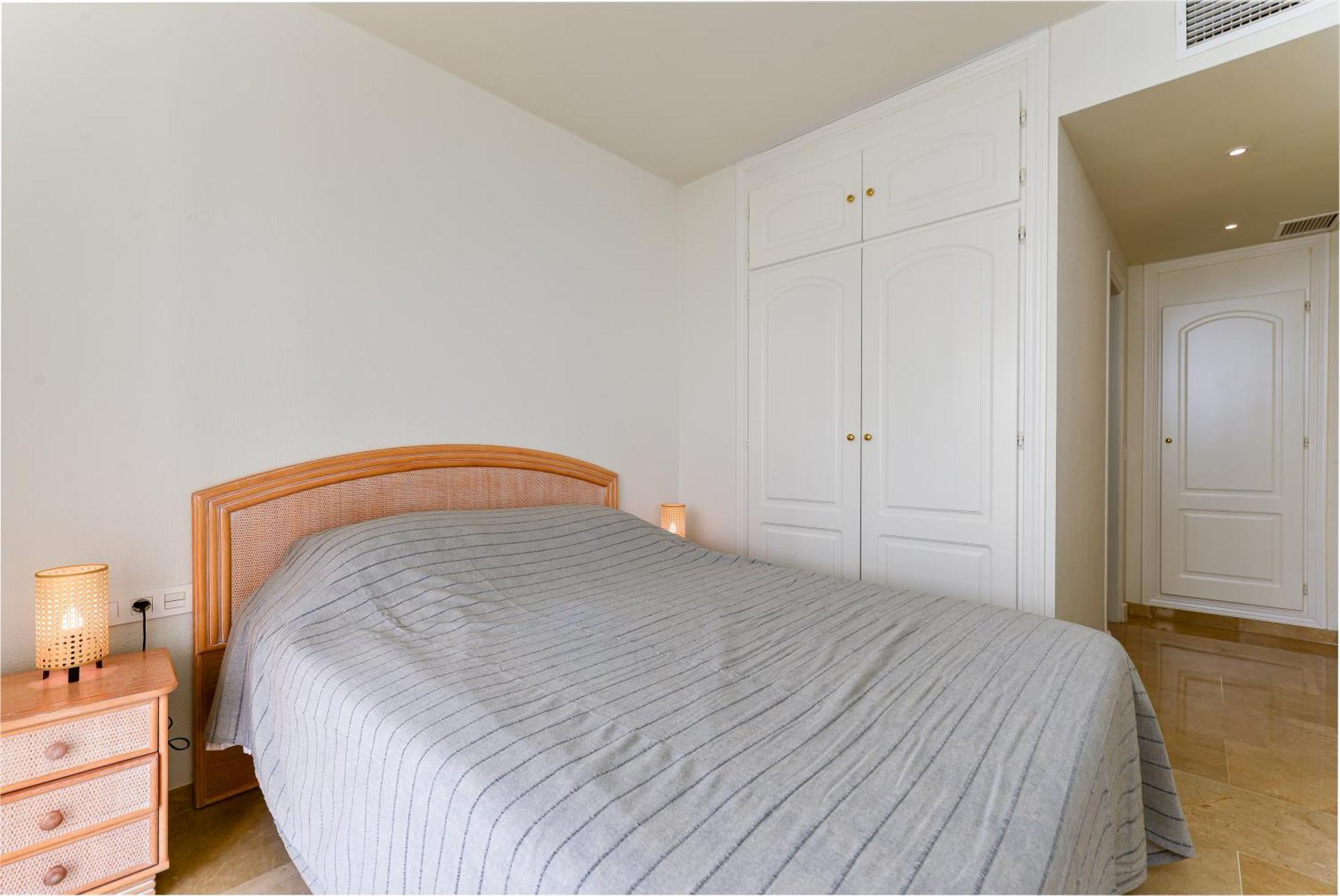 Duquesa Port Retreat Apartment มานิลบา ภายนอก รูปภาพ